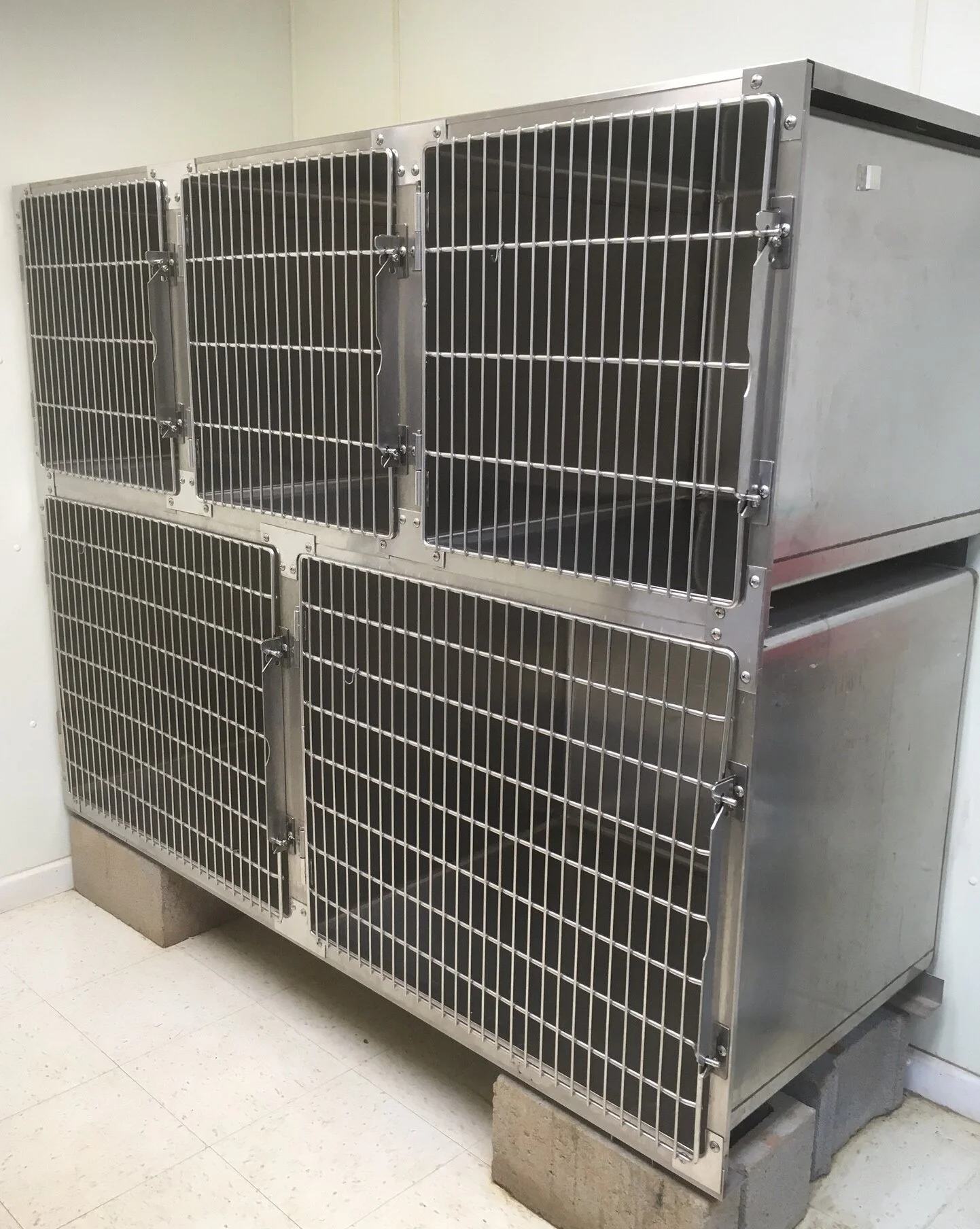 SOLD $1262 SOLD Bank of 5 Ken Kage Stainless Steel Cages - LOCAL